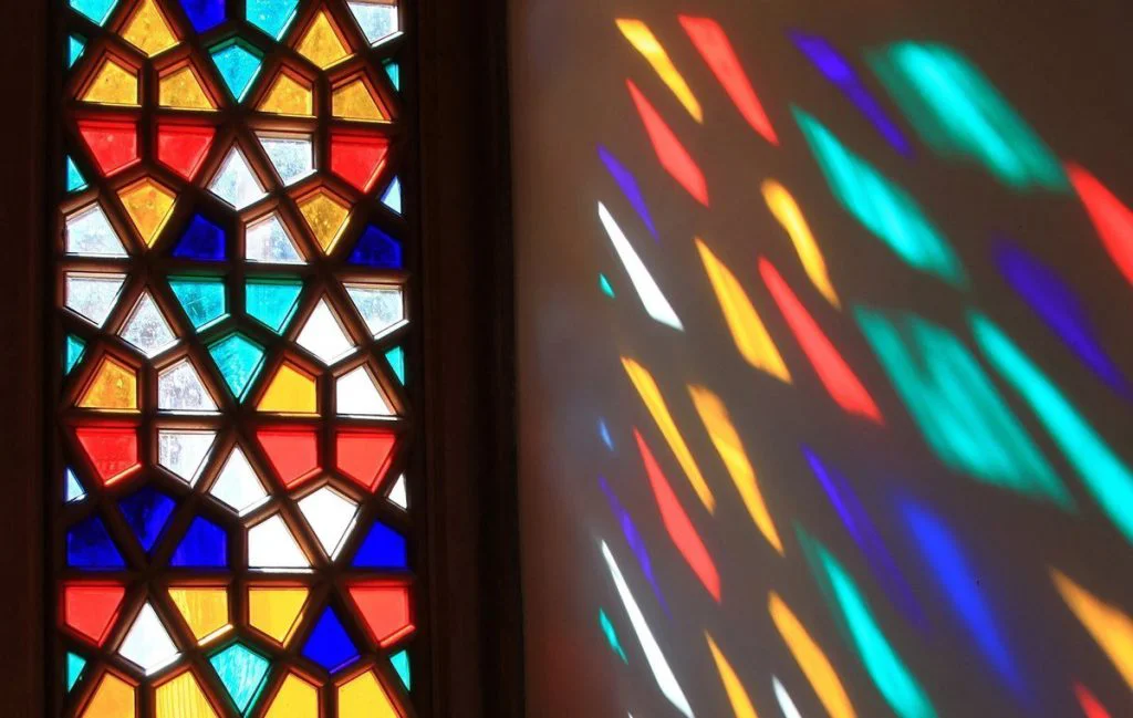 آینه‌های رنگی